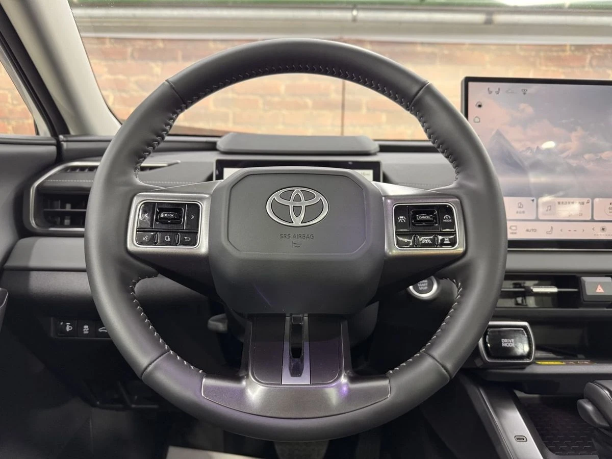 Toyota Wildlander, 2026г, полный привод, вариатор