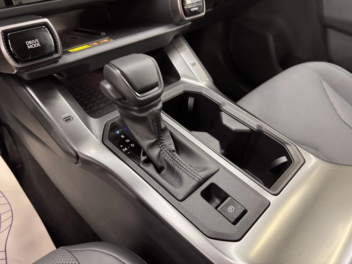 Toyota Wildlander, 2026г, полный привод, вариатор