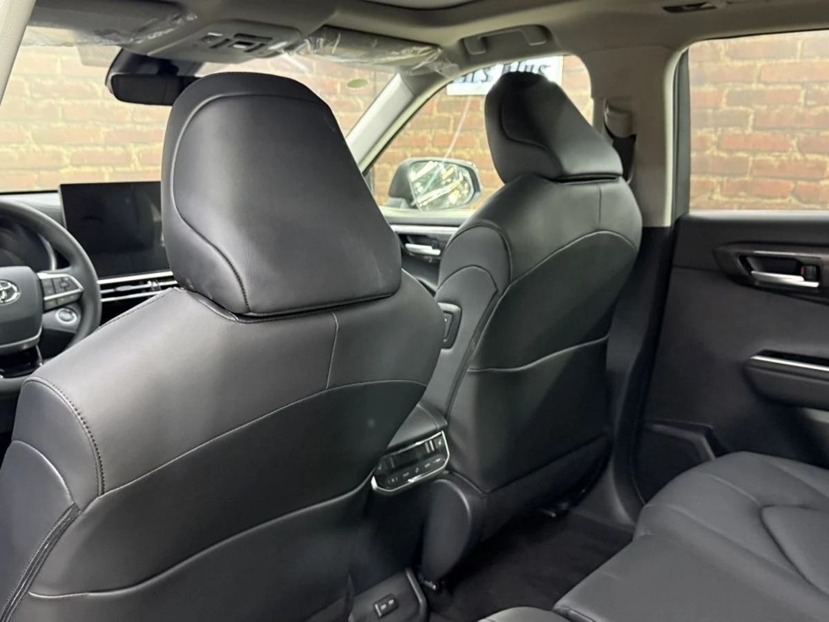 Toyota Highlander, 2026г, полный привод, автомат
