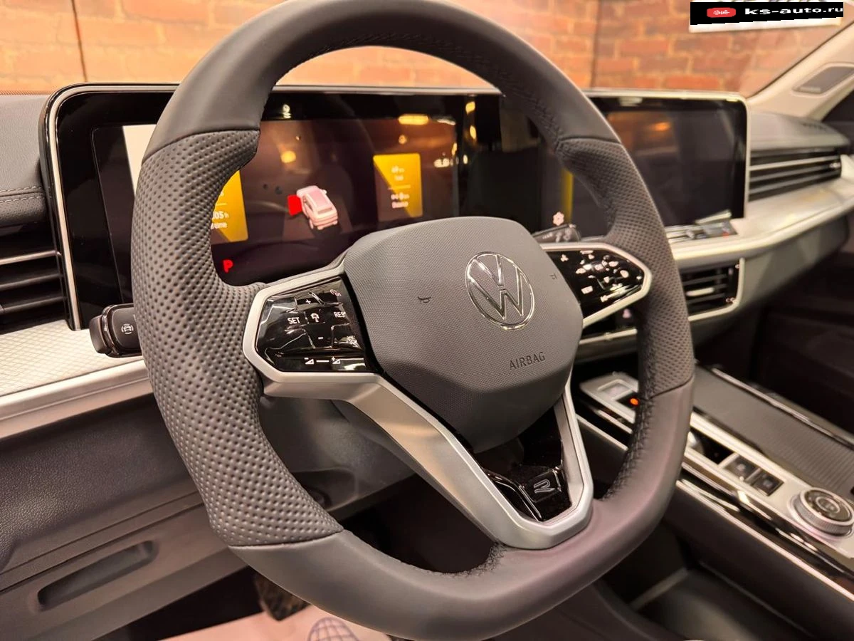 Volkswagen Tavendor, 2025г, полный привод, робот