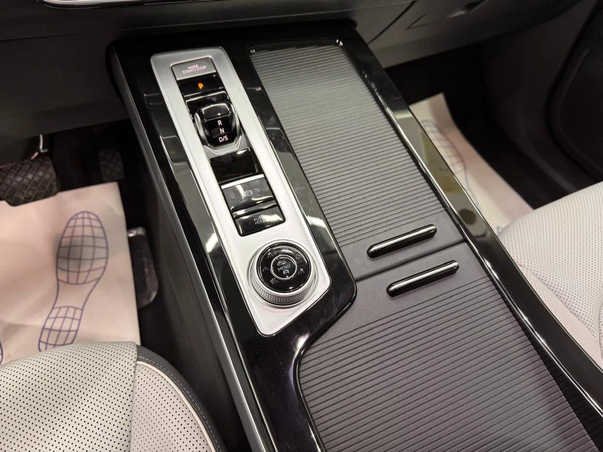 Volkswagen Tavendor, 2025г, полный привод, робот