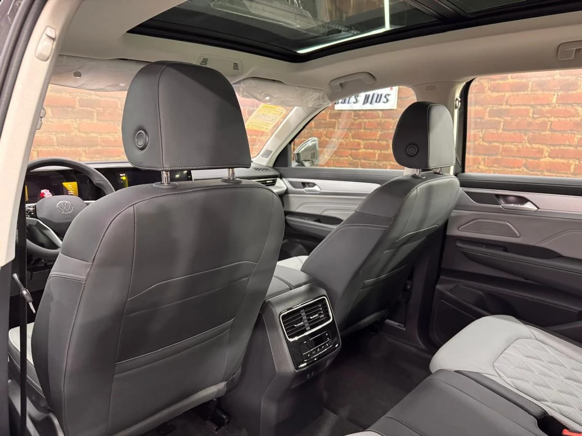 Volkswagen Tavendor, 2025г, полный привод, робот