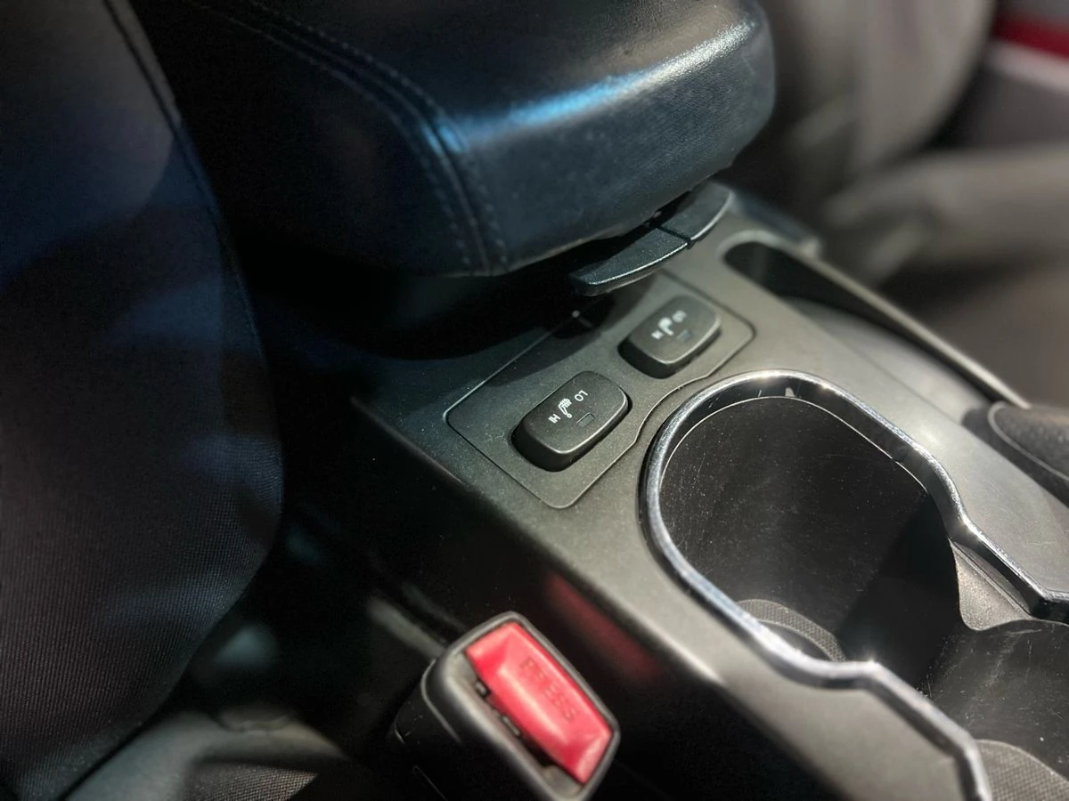 SsangYong Actyon, 2014г, передний привод, автомат