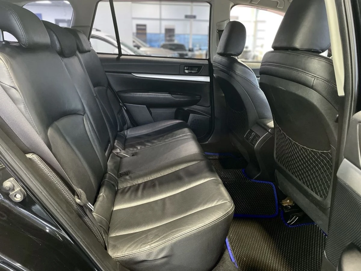 Subaru Outback, 2013г, полный привод, вариатор