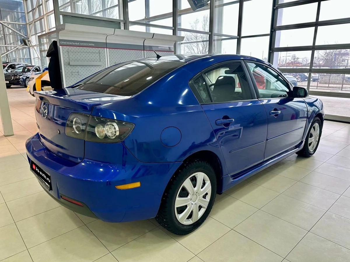 Mazda 3, 2006г, передний привод, механика