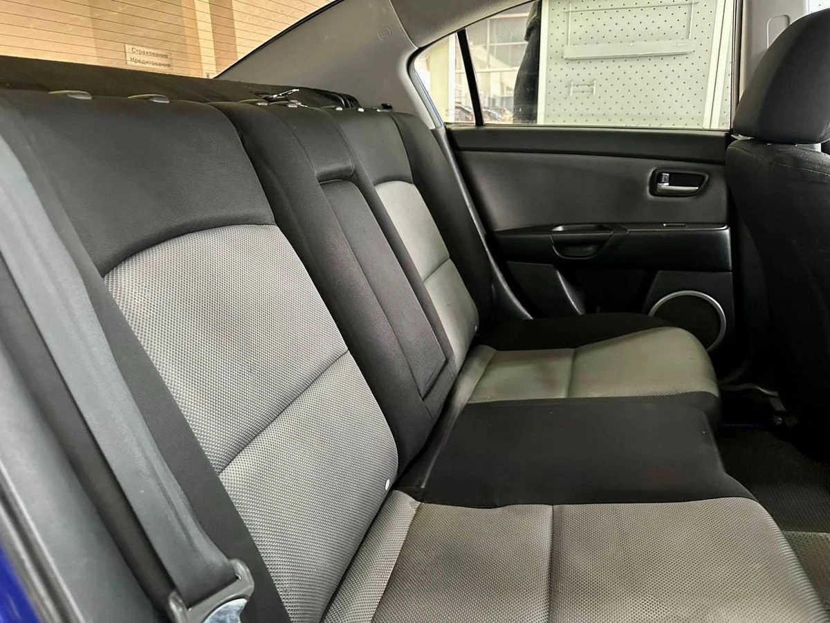 Mazda 3, 2006г, передний привод, механика