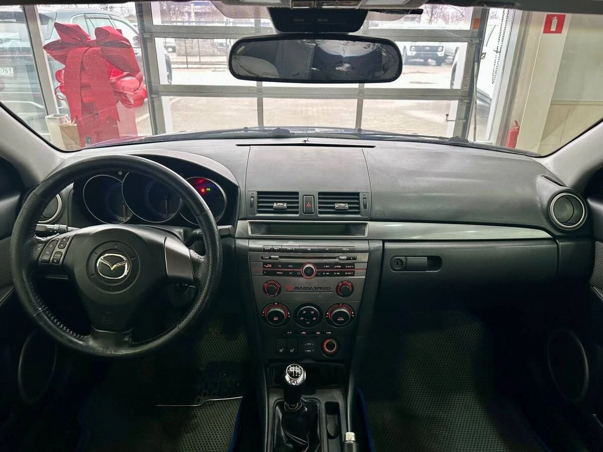 Mazda 3, 2006г, передний привод, механика