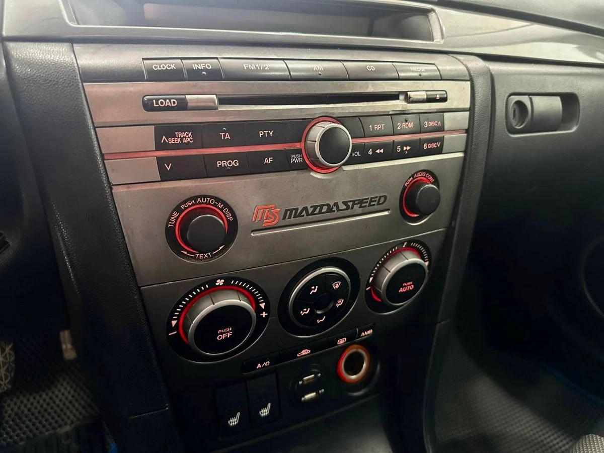 Mazda 3, 2006г, передний привод, механика