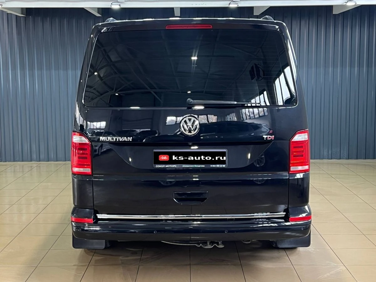Volkswagen Multivan, 2017г, передний привод, робот