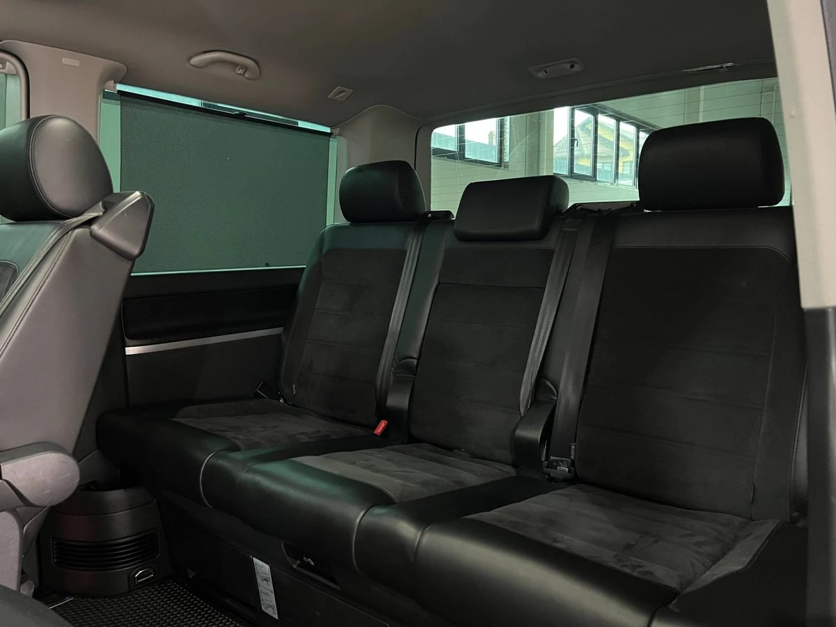 Volkswagen Multivan, 2017г, передний привод, робот