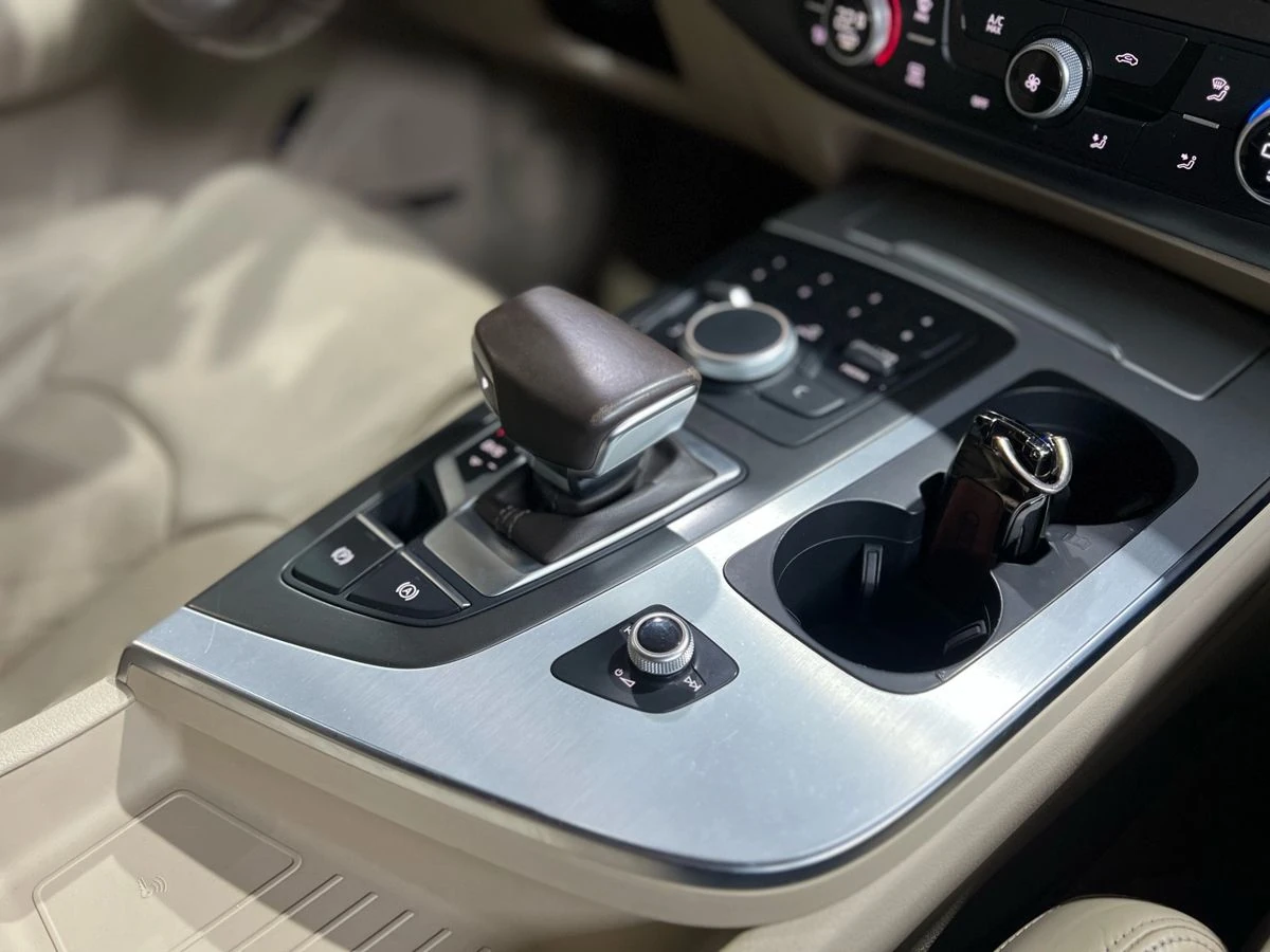 Audi Q7, 2016г, полный привод, автомат