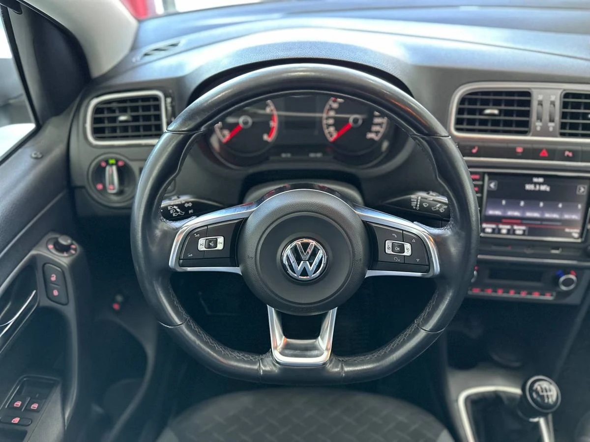 Volkswagen Polo, 2018г, передний привод, механика