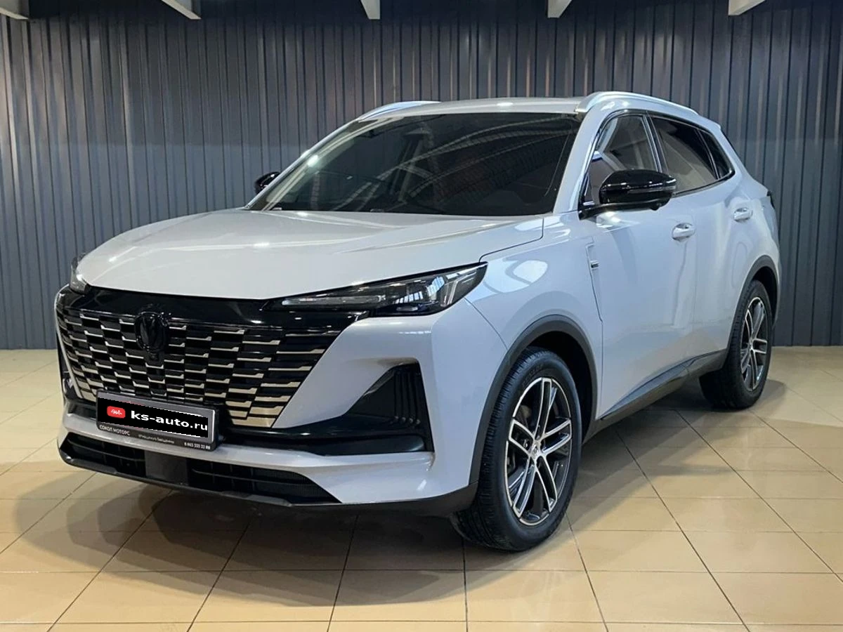 Changan , 2023г., передний привод, робот