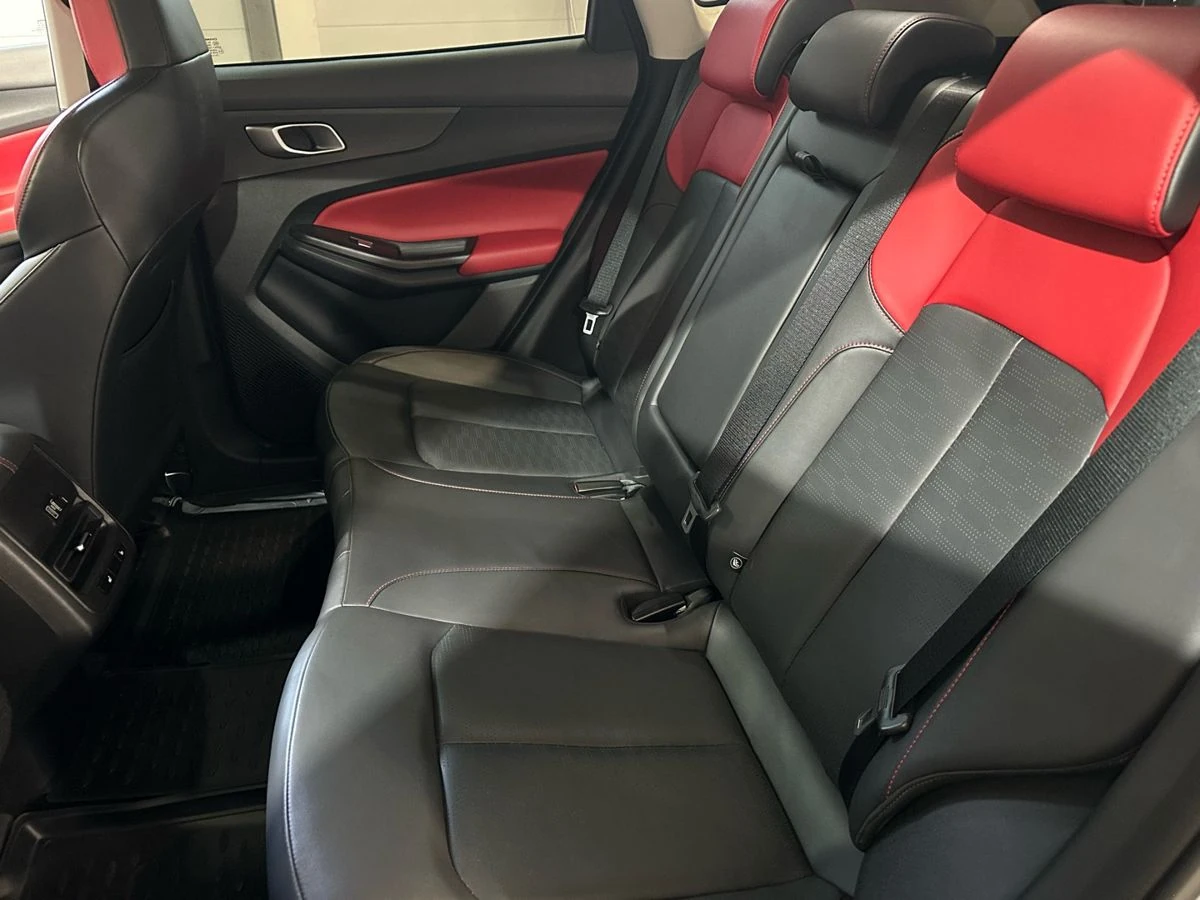 Changan , 2023г., передний привод, робот