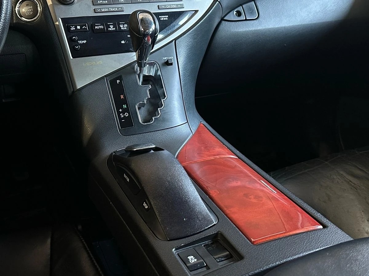 Lexus RX, 2012г, передний привод, автомат