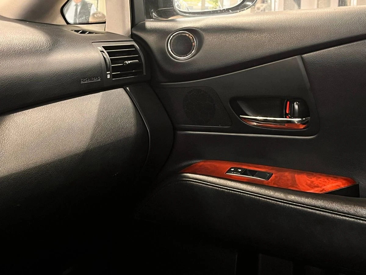 Lexus RX, 2012г, передний привод, автомат