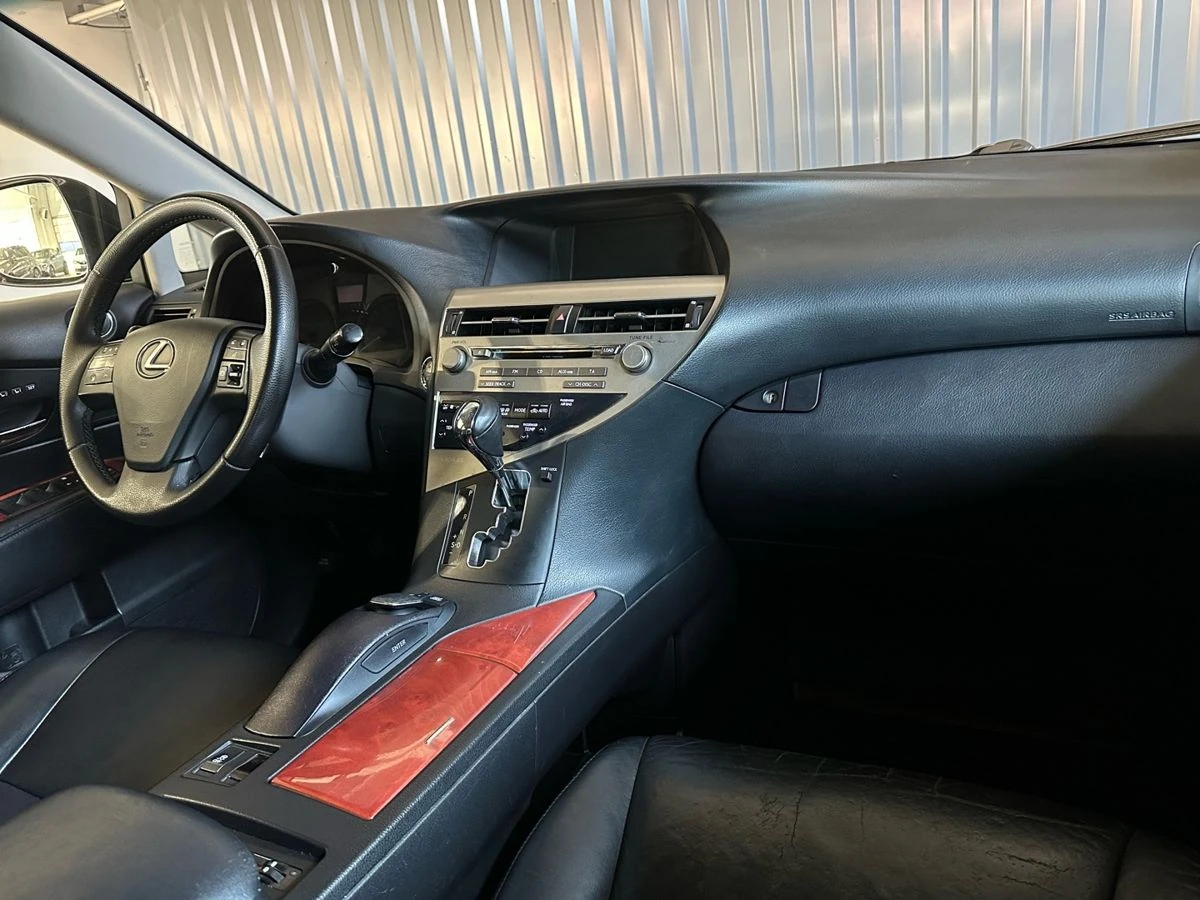 Lexus RX, 2012г, передний привод, автомат