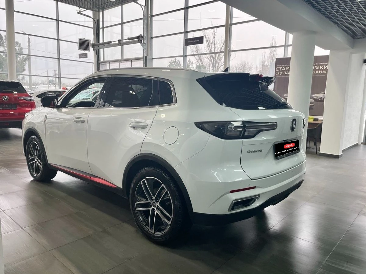 Changan , 2023г., передний привод, робот
