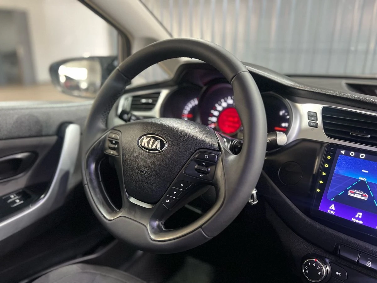 Kia Ceed, 2013г, передний привод, механика