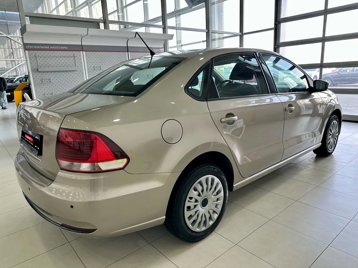 Volkswagen Polo, 2016г, передний привод, автомат