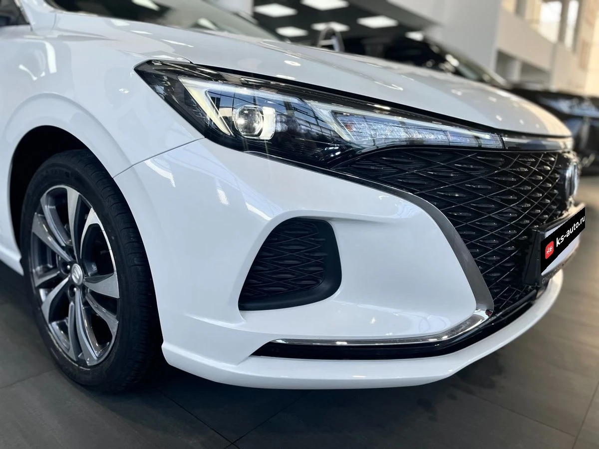 Changan Eado Plus, 2023г, передний привод, робот