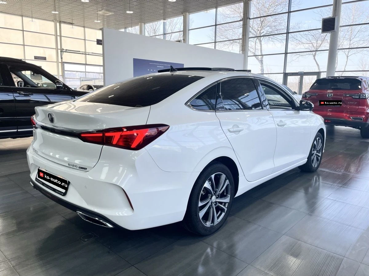 Changan Eado Plus, 2023г, передний привод, робот