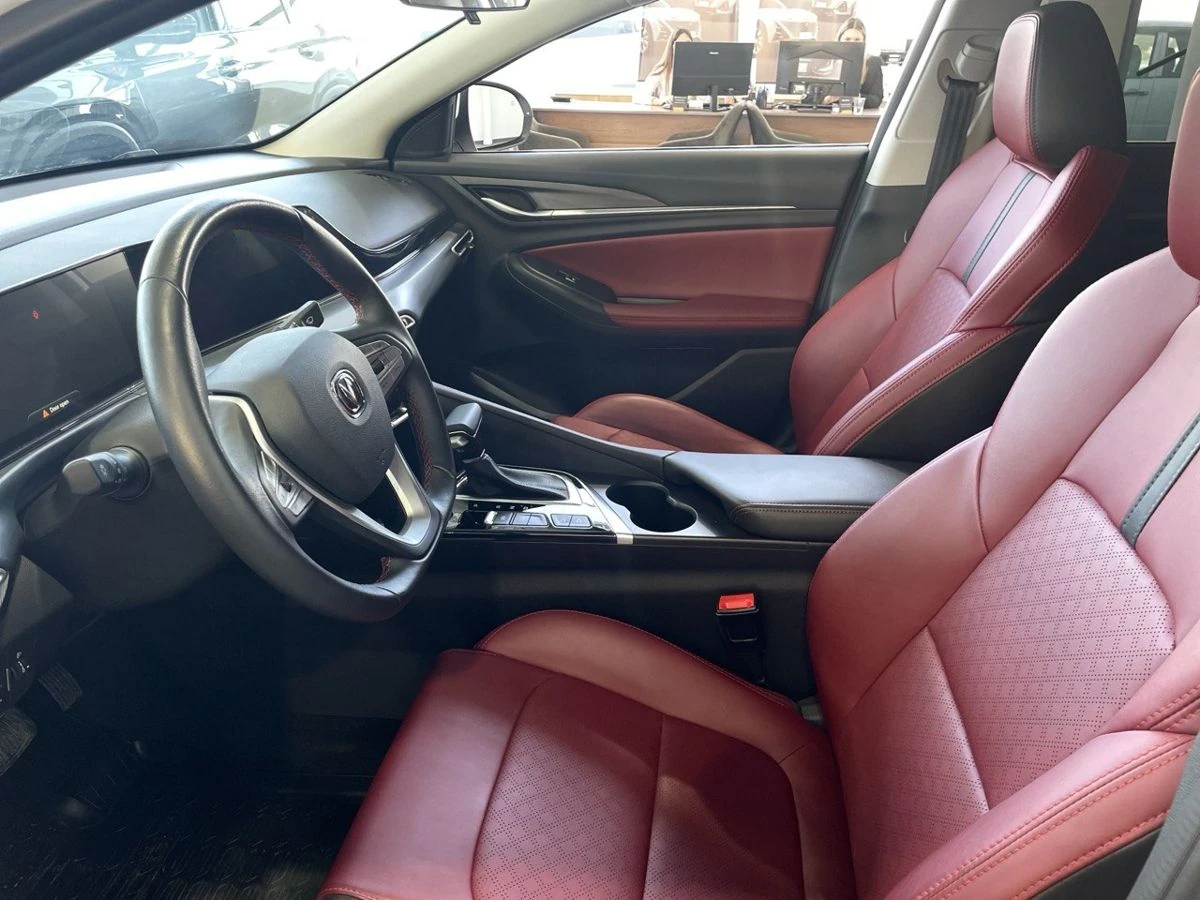 Changan Eado Plus, 2023г, передний привод, робот