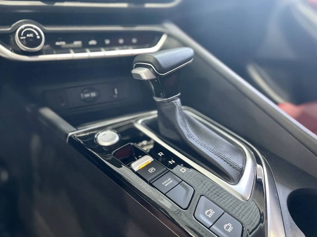 Changan Eado Plus, 2023г, передний привод, робот