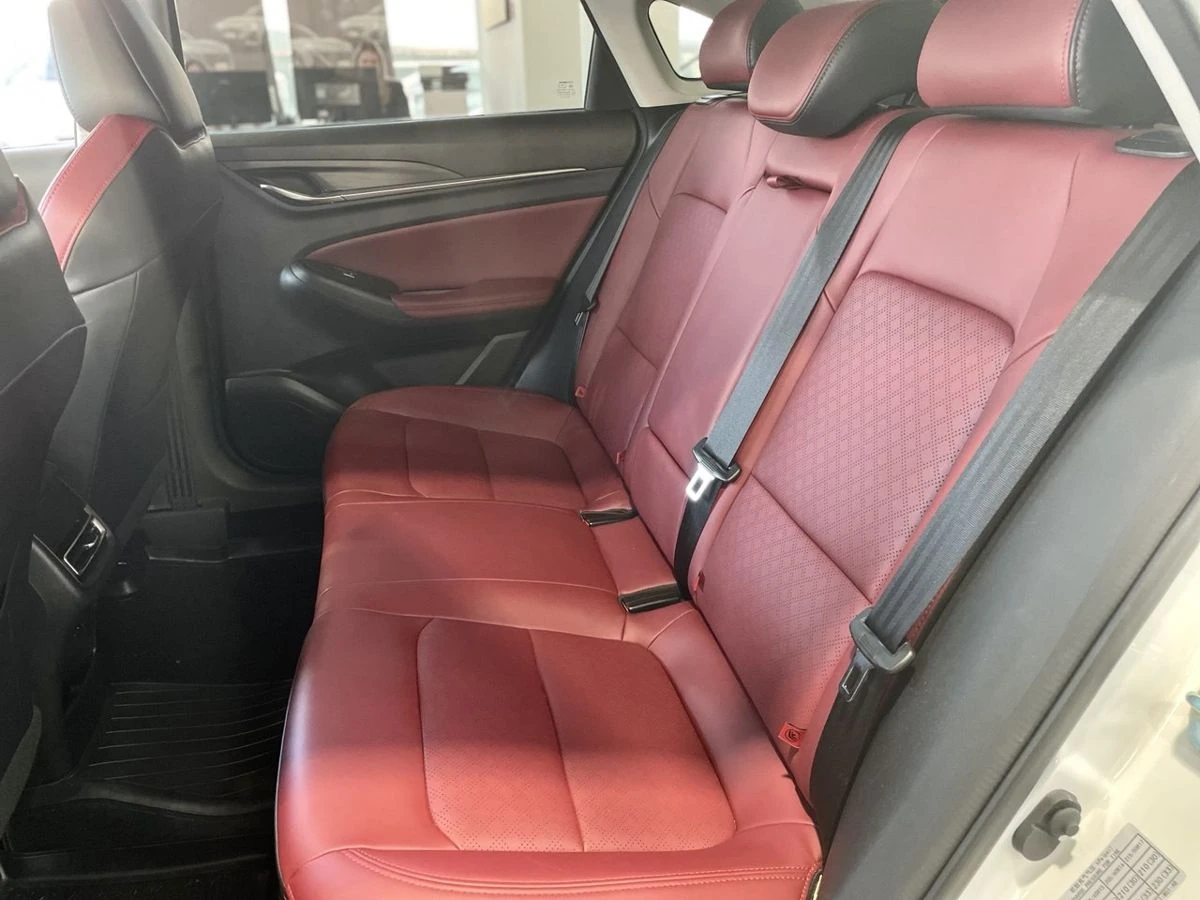 Changan Eado Plus, 2023г, передний привод, робот