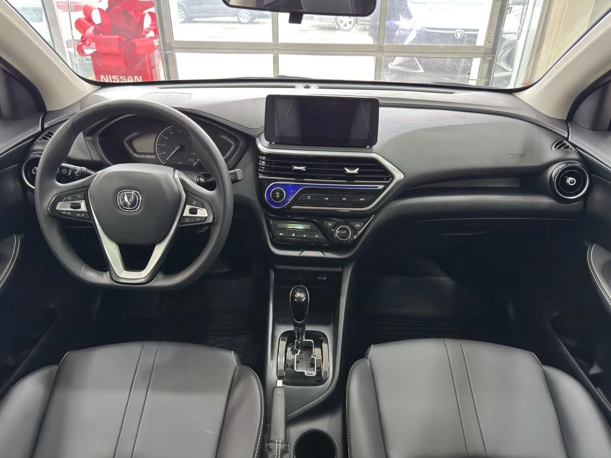 Changan Alsvin, 2023г, передний привод, робот