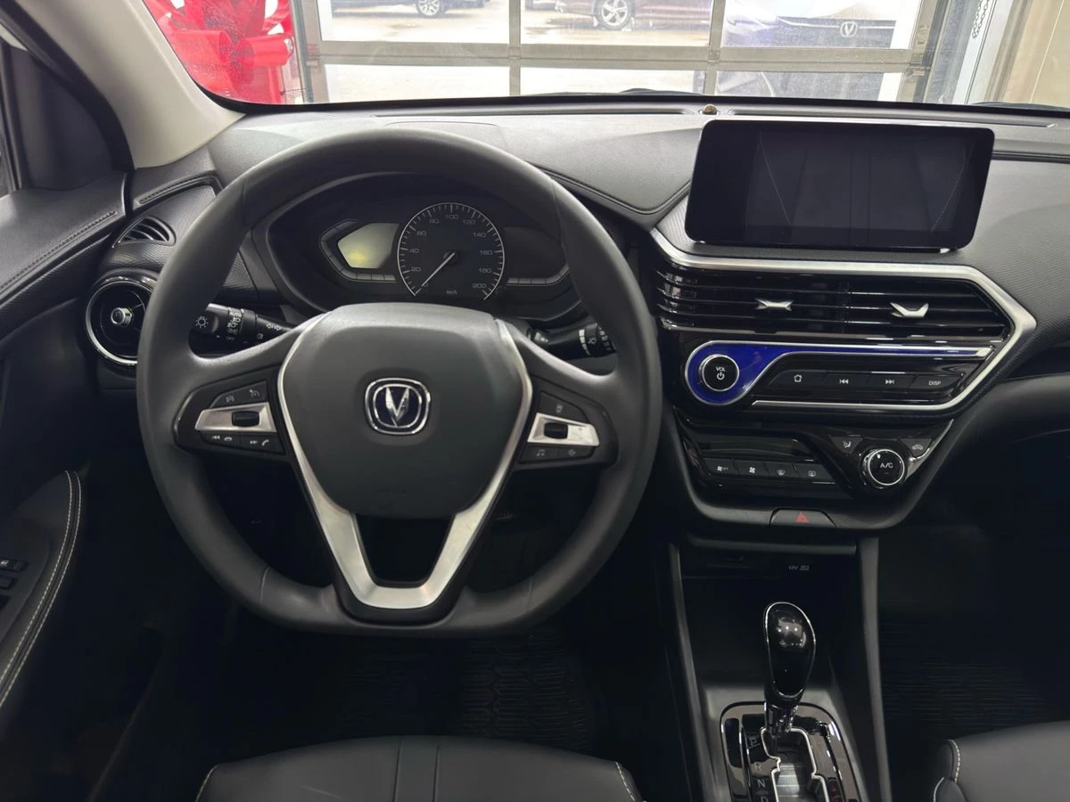 Changan Alsvin, 2023г, передний привод, робот