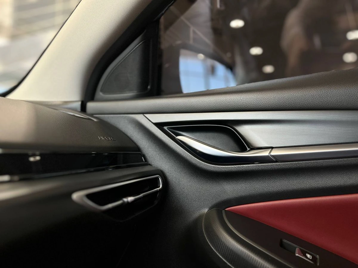 Changan Eado Plus, 2024г, передний привод, робот