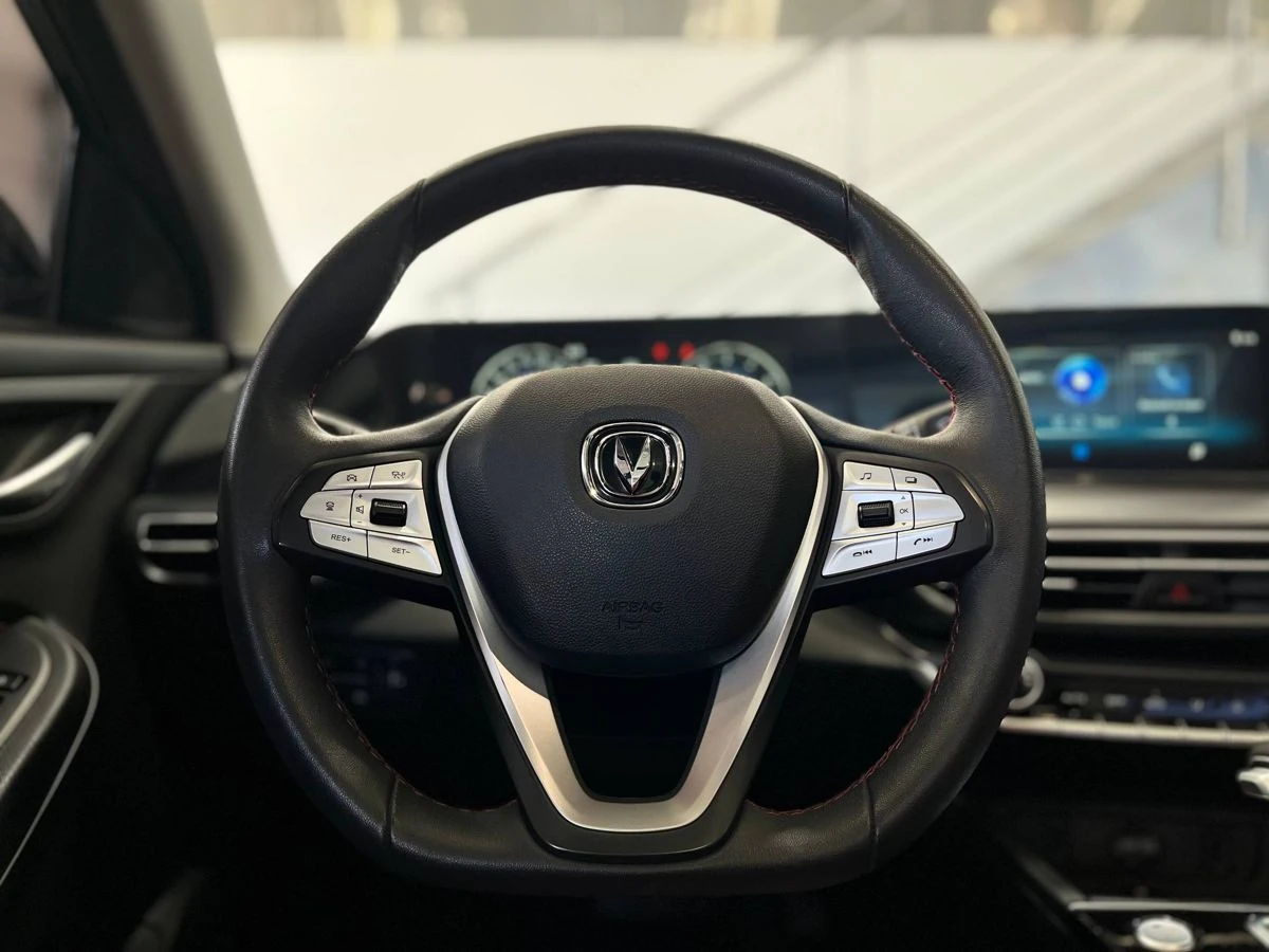 Changan Eado Plus, 2024г, передний привод, робот