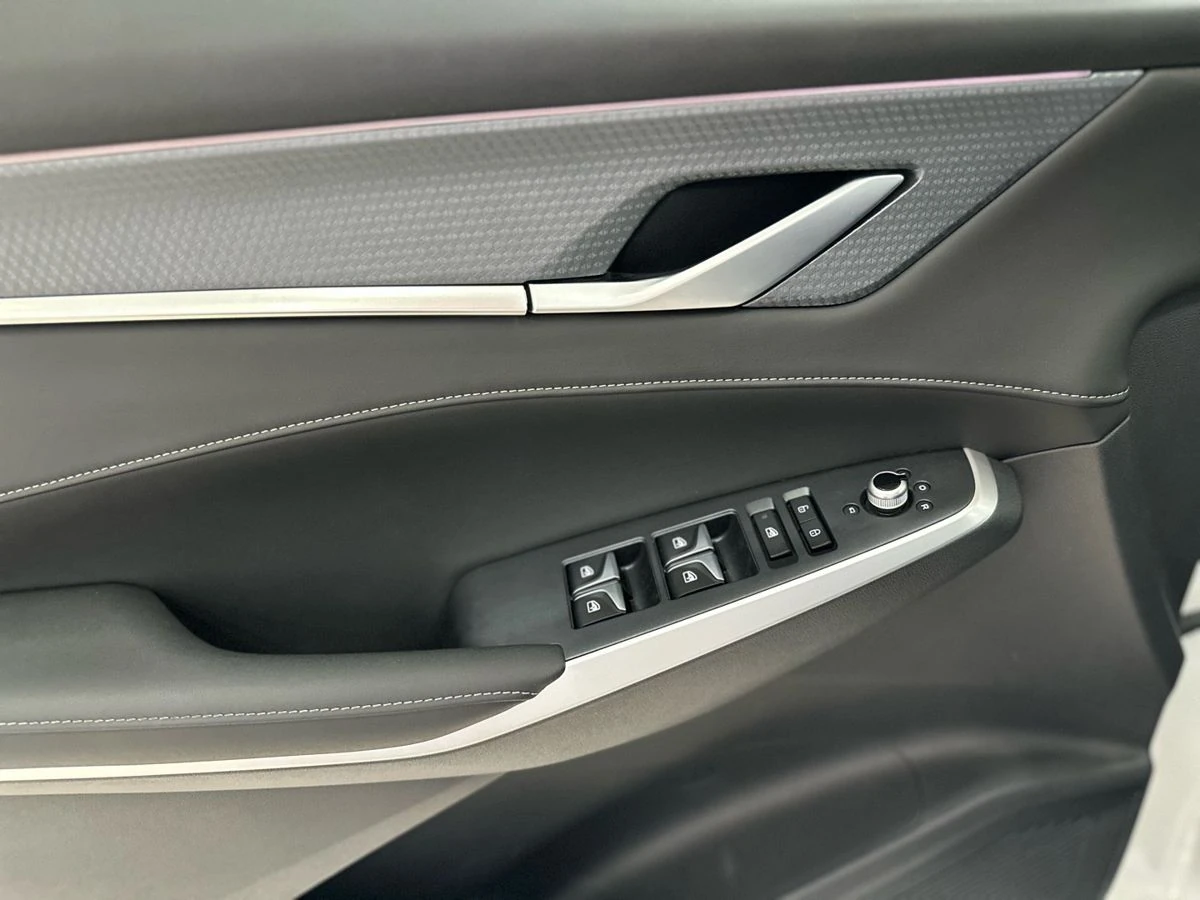 Changan , 2024г., передний привод, автомат