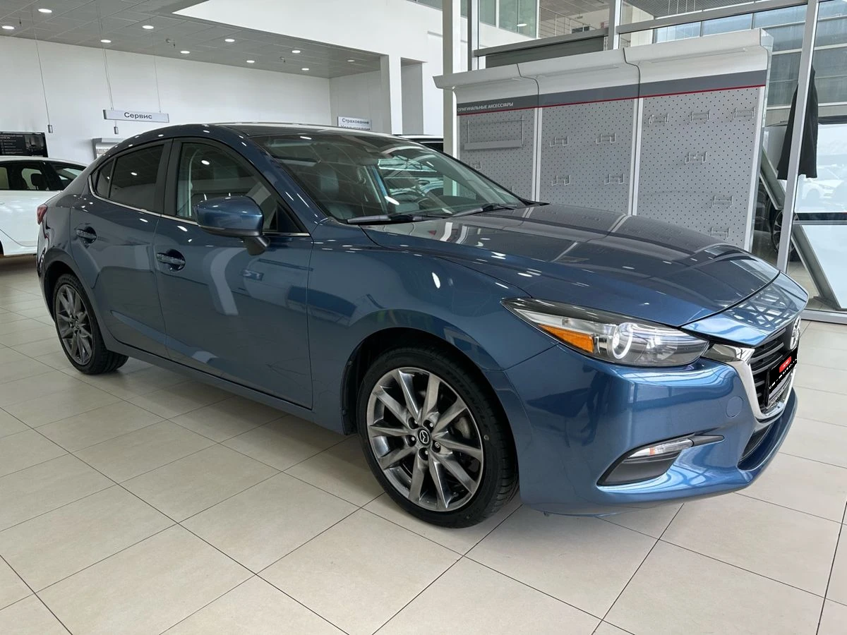 Mazda 3, 2017г, передний привод, автомат