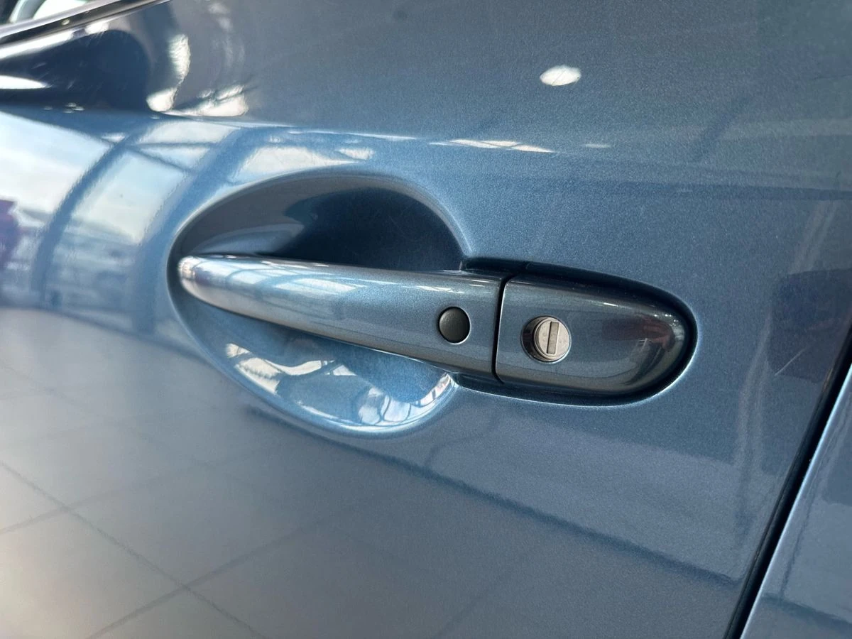 Mazda 3, 2017г, передний привод, автомат