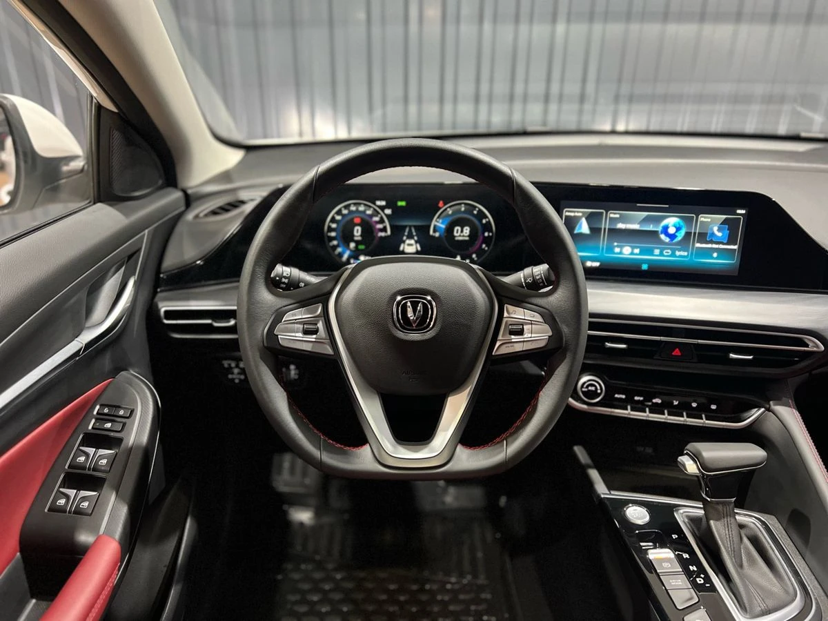 Changan Eado Plus, 2024г, передний привод, робот