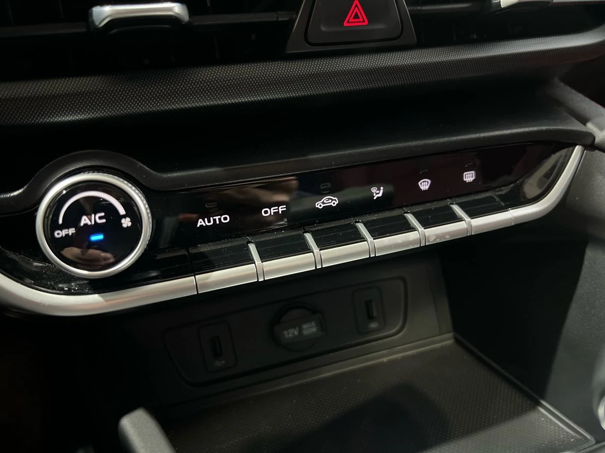 Changan Eado Plus, 2024г, передний привод, робот