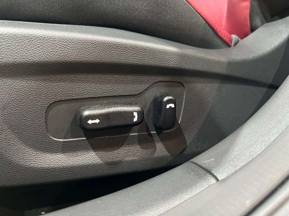 Changan Eado Plus, 2024г, передний привод, робот