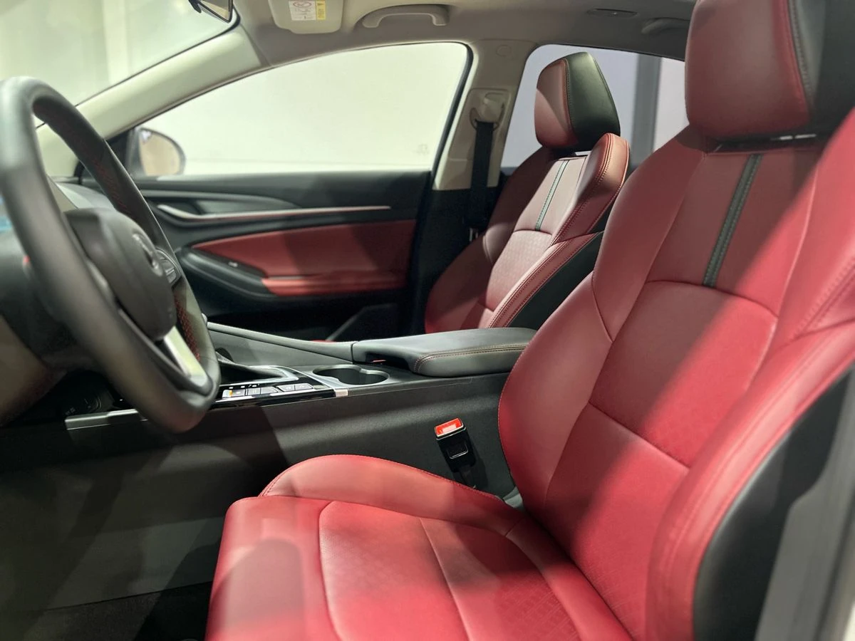 Changan Eado Plus, 2024г, передний привод, робот