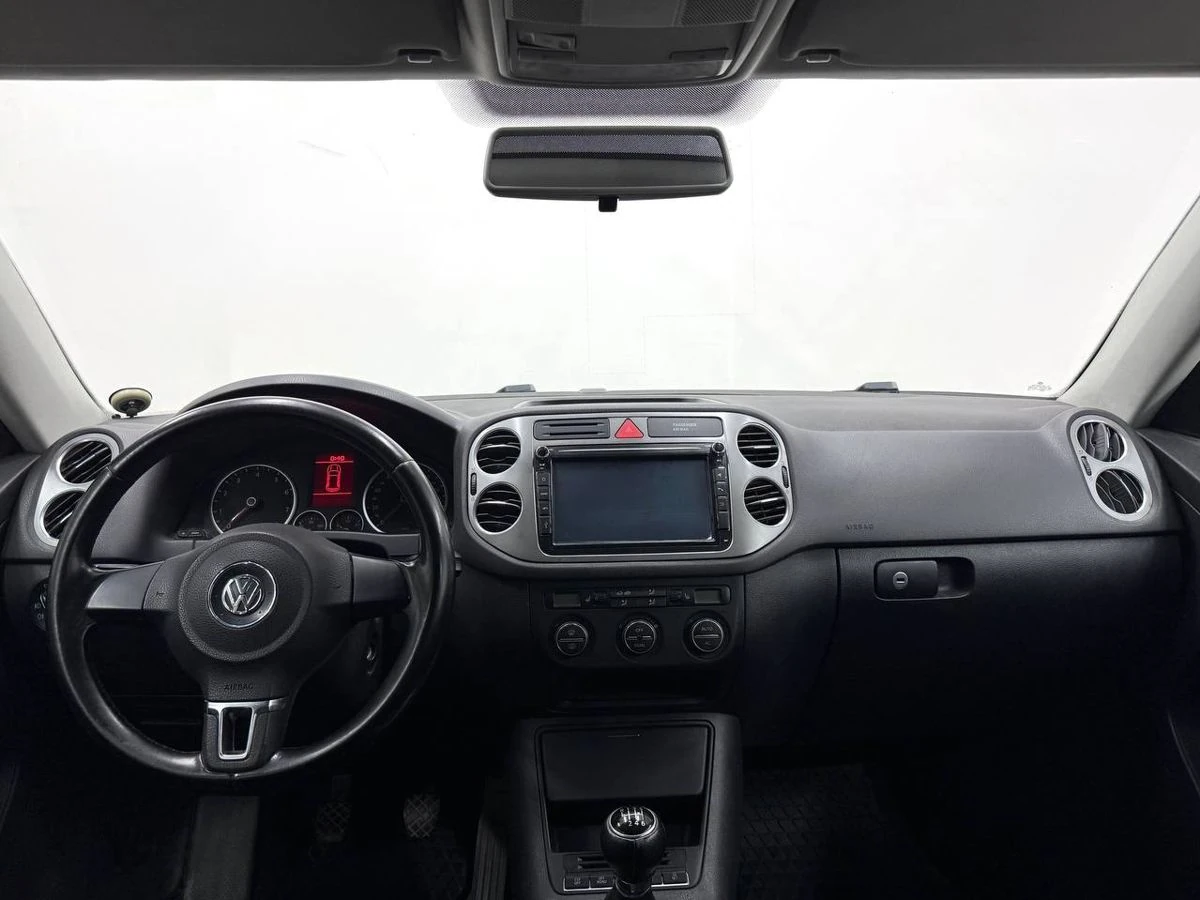 Volkswagen Tiguan, 2008г, полный привод, механика
