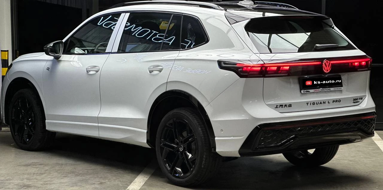 Volkswagen Tiguan, 2026г, полный привод, робот