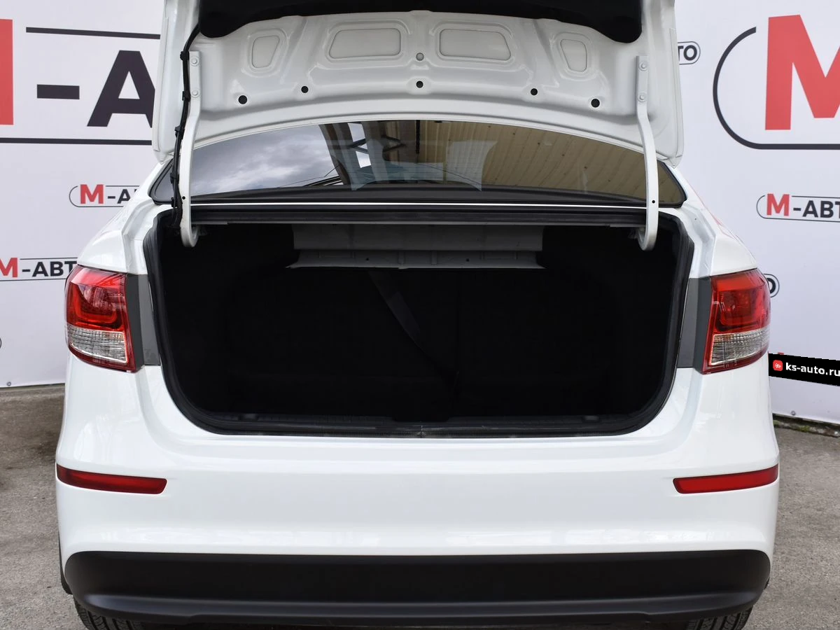 Kia Rio, 2015г, передний привод, механика