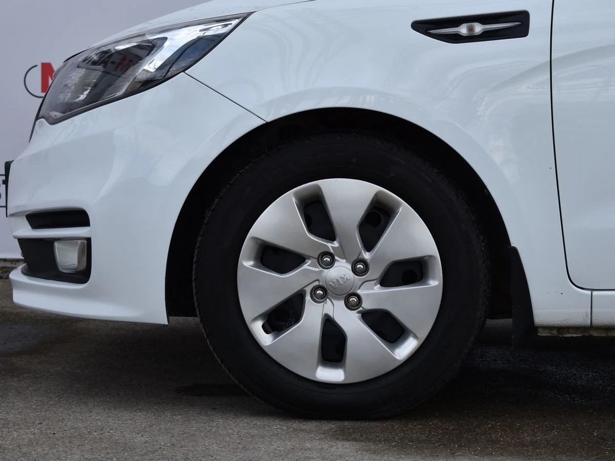 Kia Rio, 2015г, передний привод, механика