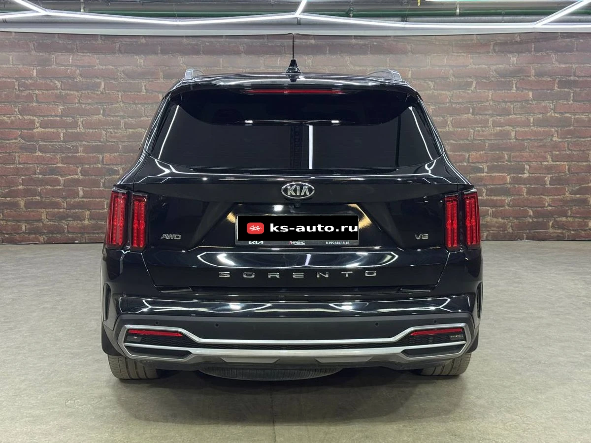 Kia Sorento, 2021г, полный привод, автомат