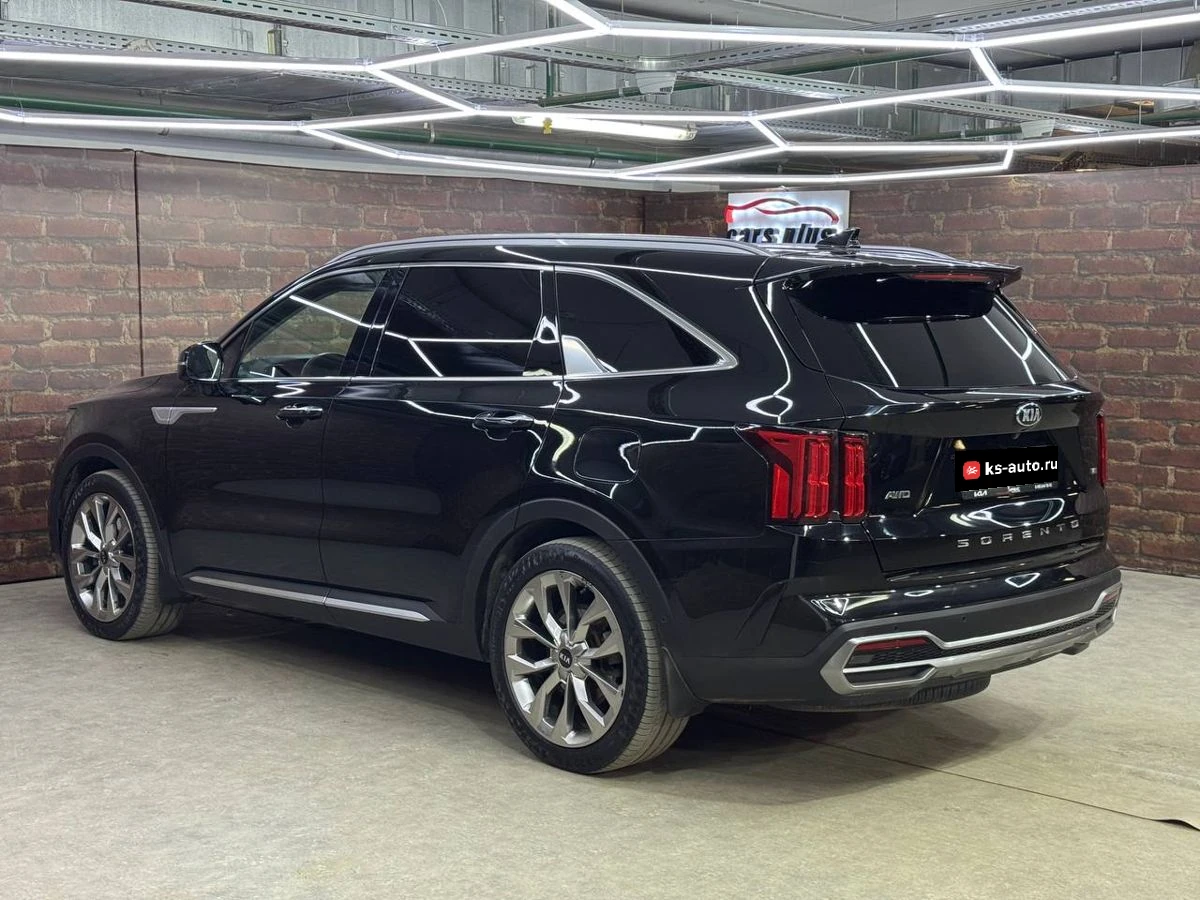 Kia Sorento, 2021г, полный привод, автомат