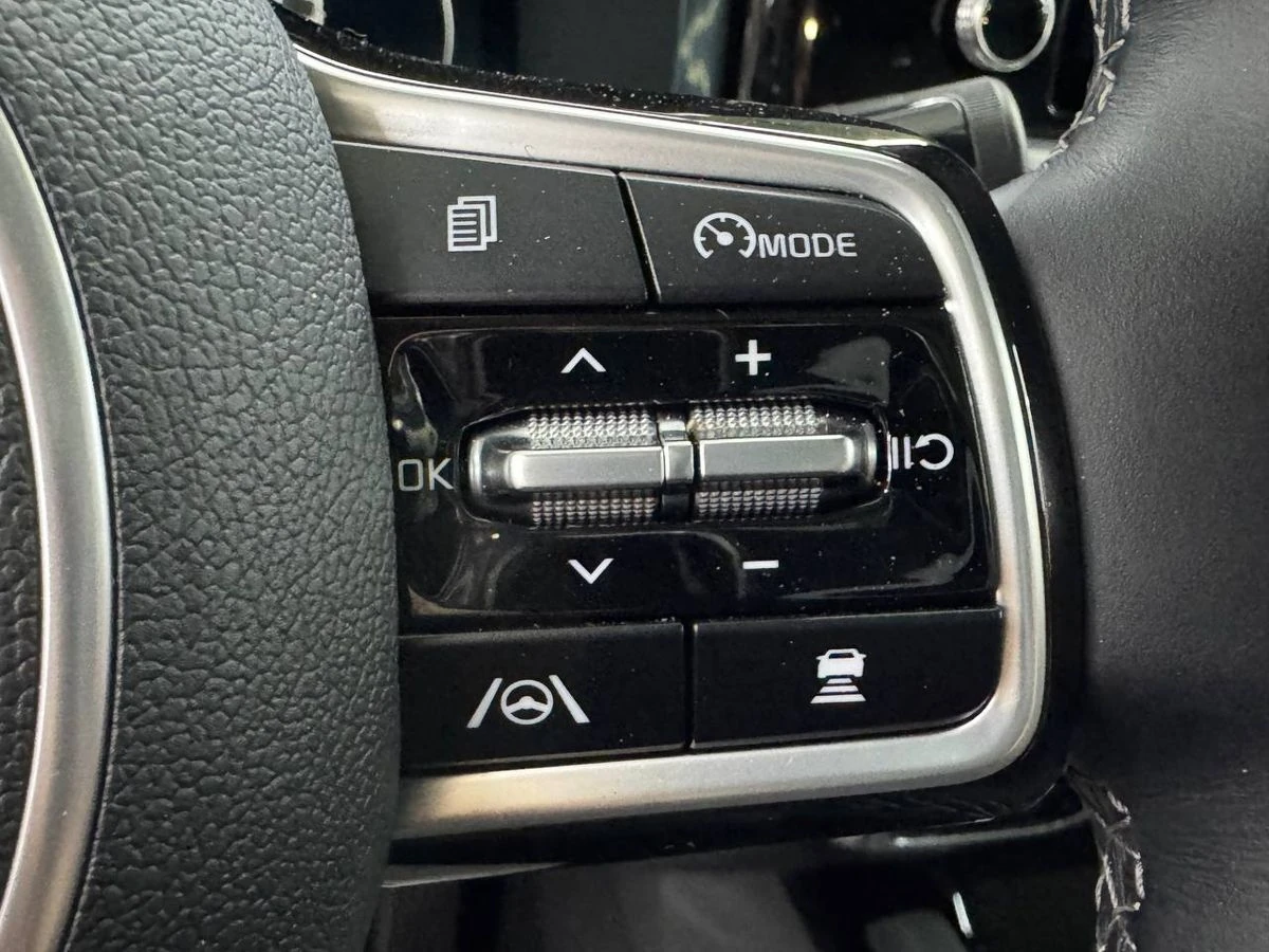 Kia Sorento, 2021г, полный привод, автомат