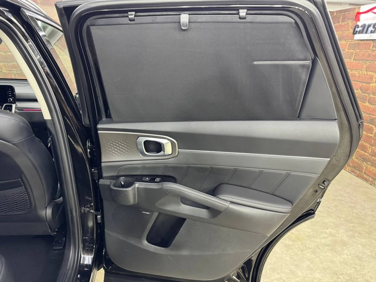 Kia Sorento, 2021г, полный привод, автомат