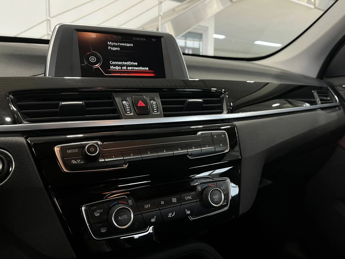 BMW X1, 2016г, полный привод, автомат