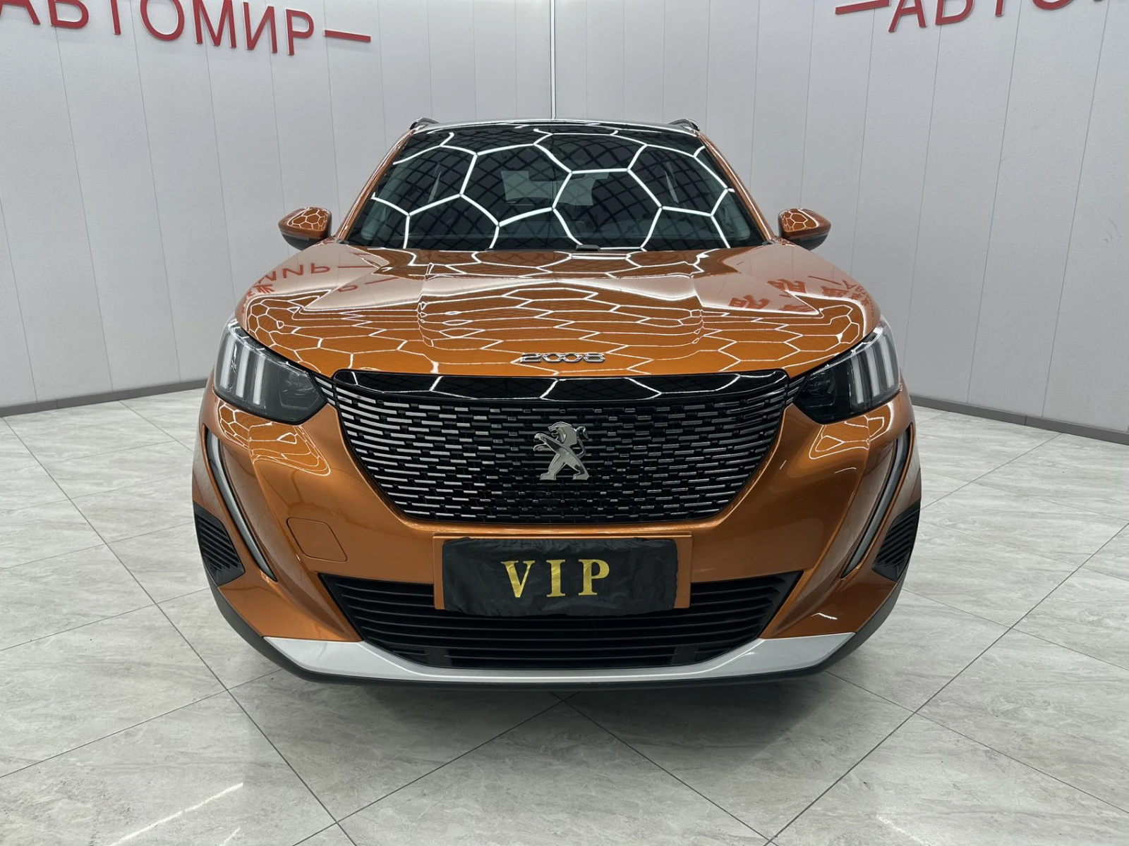 Peugeot 2008, 2021г., передний привод, робот